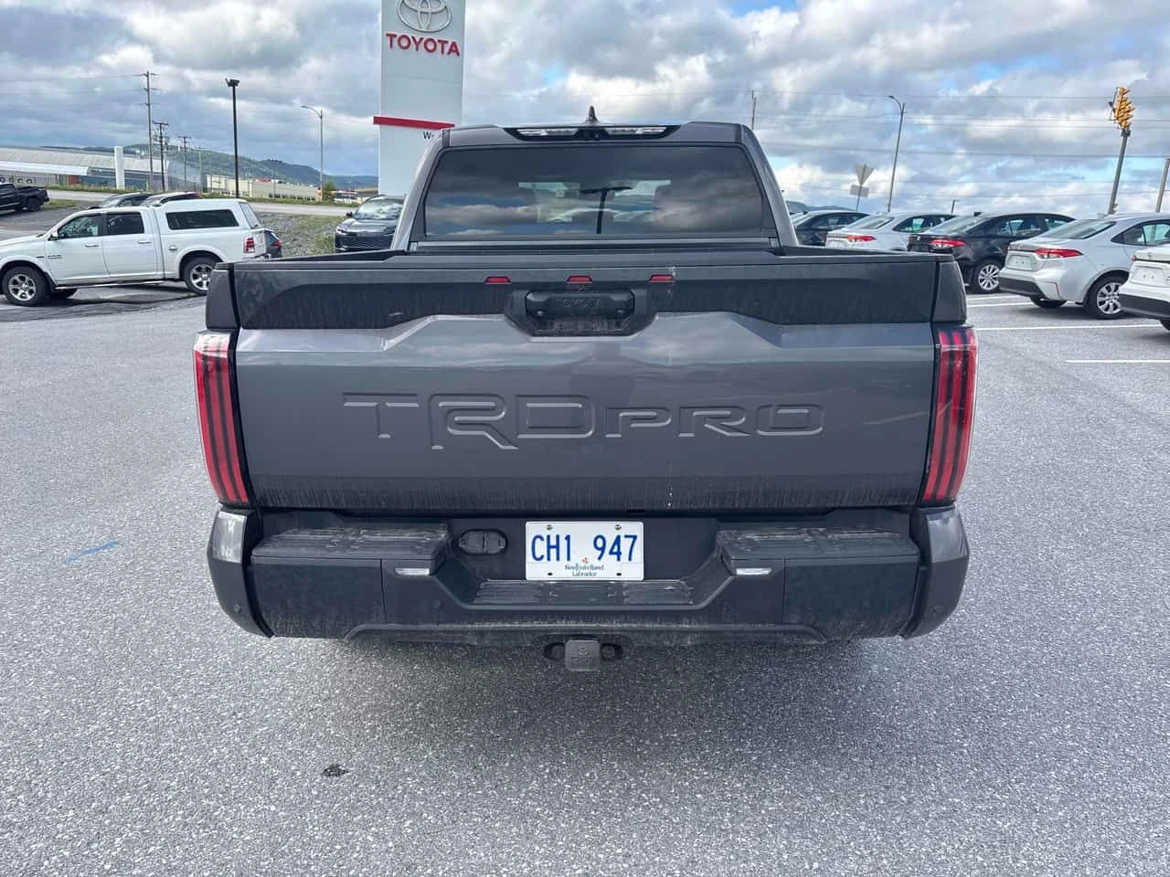 Toyota Tundra  Limited Hybrid / CARFAX / АВТОКРЕДИТ, снимка 4 - Автомобили и джипове - 55670816
