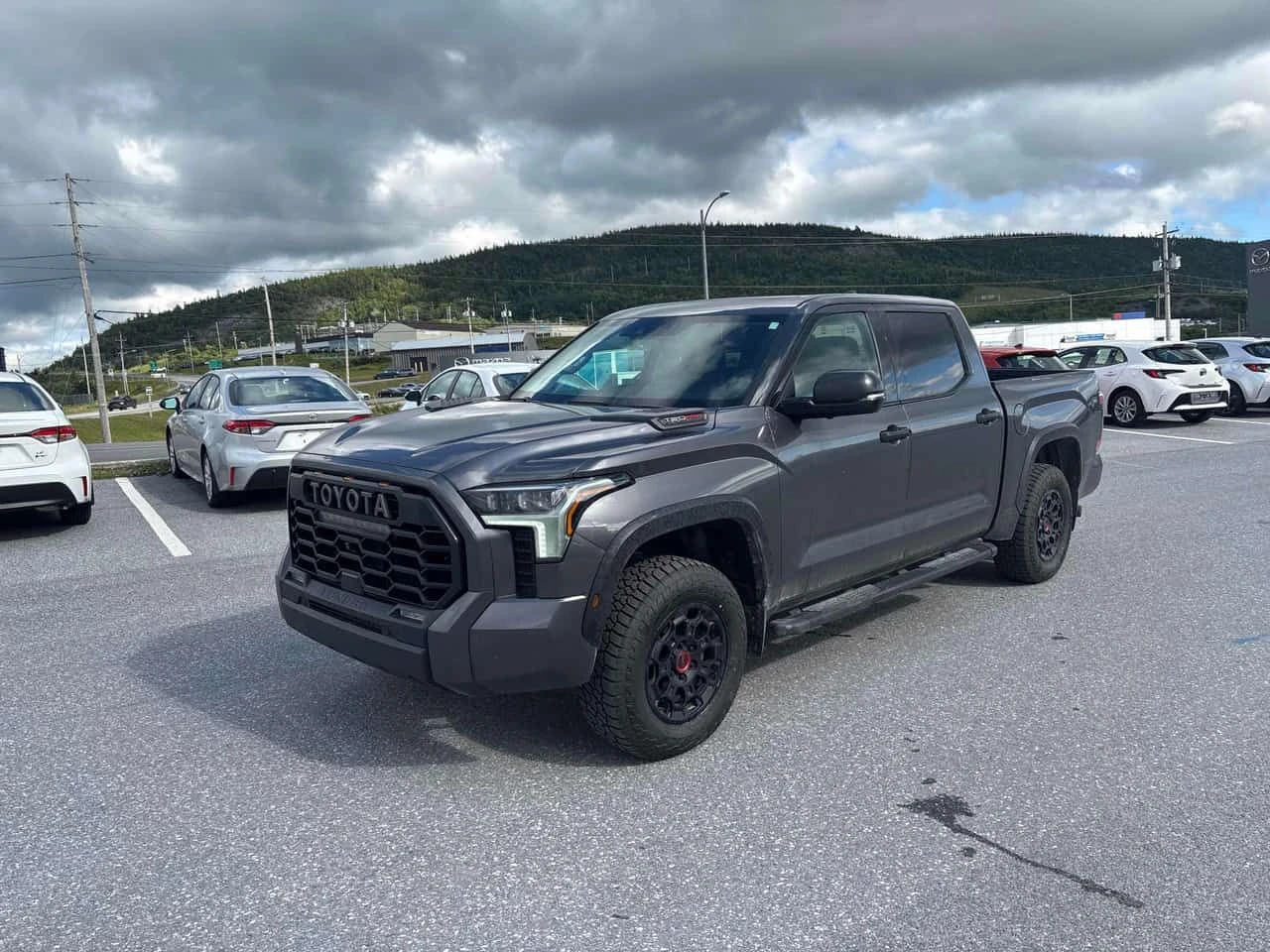 Toyota Tundra  Limited Hybrid / CARFAX / АВТОКРЕДИТ