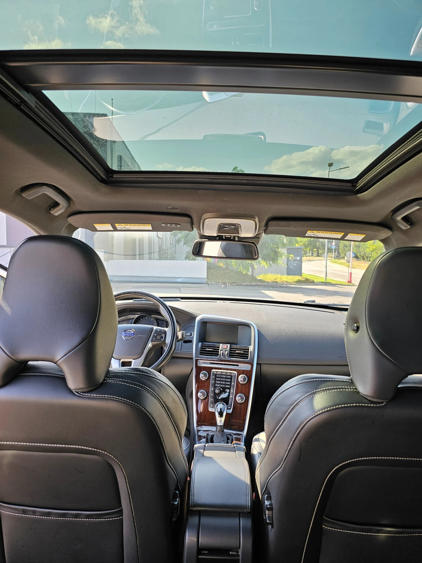 Volvo XC60 T6 AWD 304HP, снимка 11 - Автомобили и джипове - 55782265