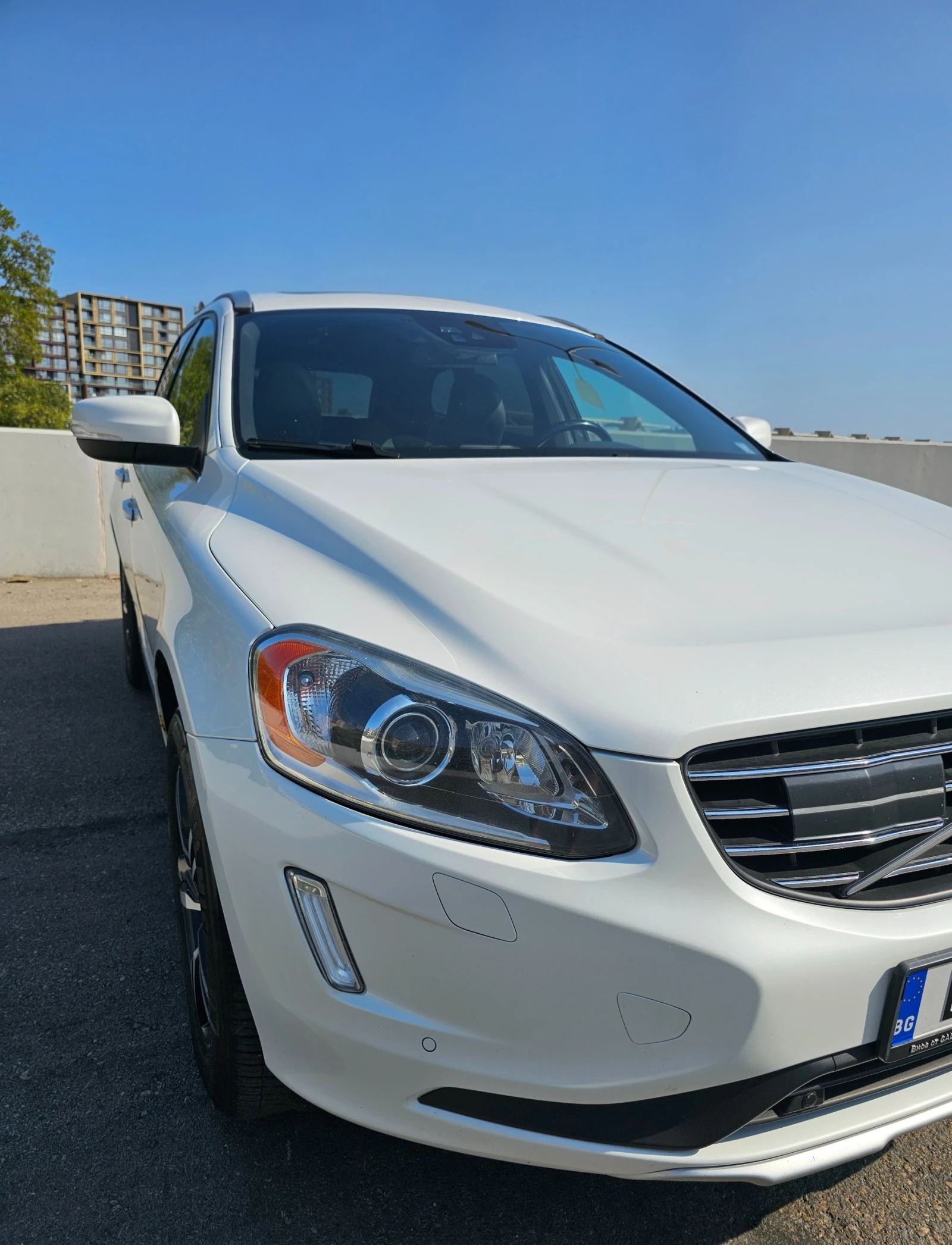 Volvo XC60 T6 AWD 304HP, снимка 7 - Автомобили и джипове - 55782265