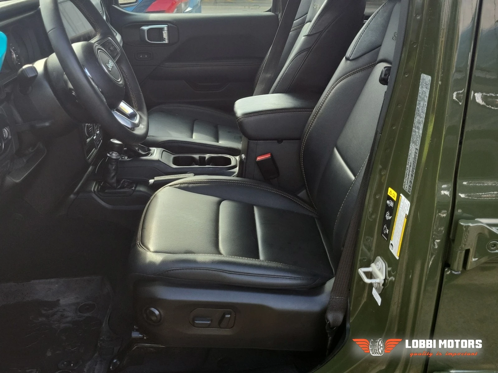 Jeep Wrangler, снимка 3 - Автомобили и джипове - 56069155