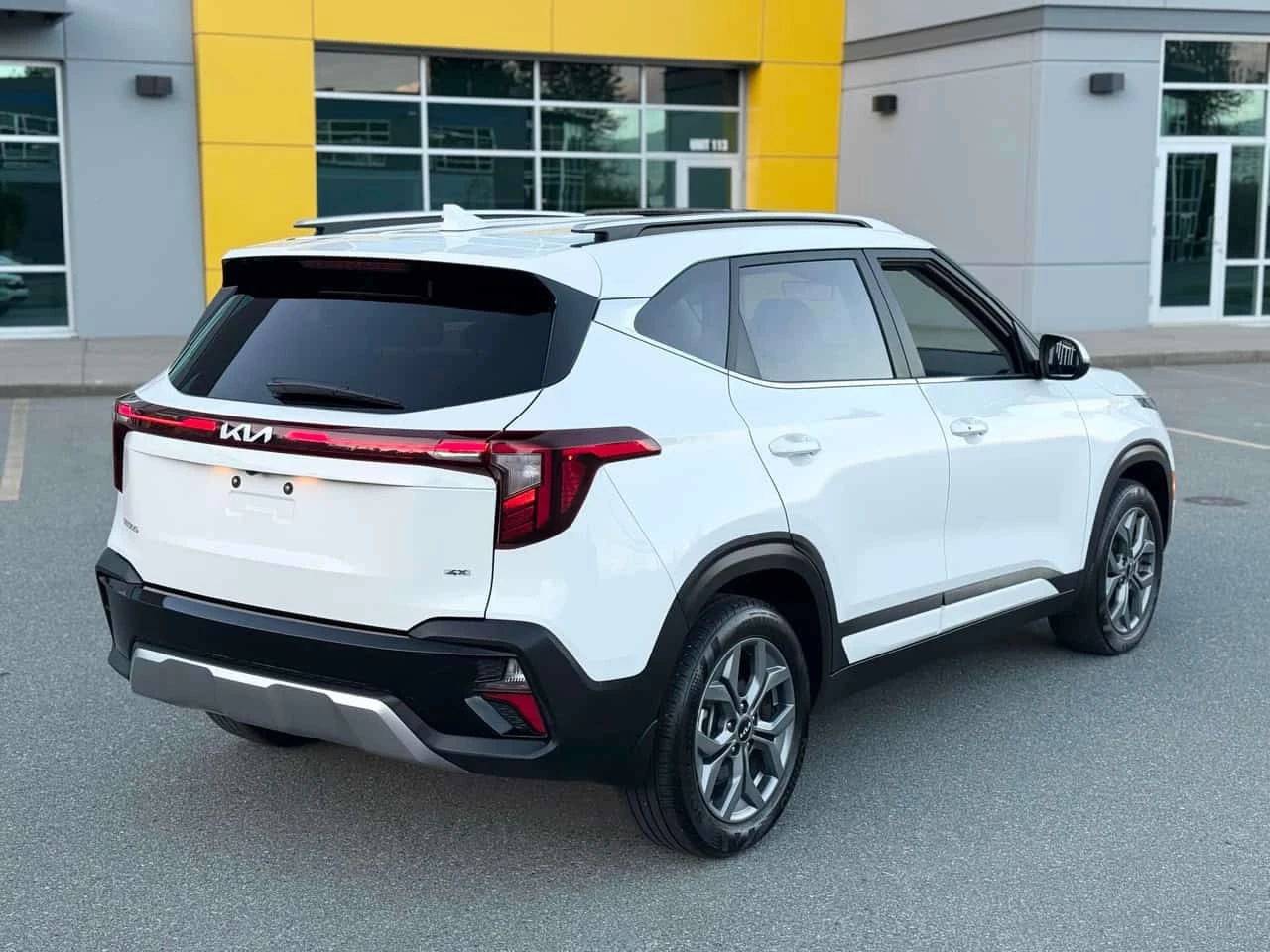 Kia Seltos EX | CARFAX | ����� �� ����������� | Mobile.bg � ����������� 3