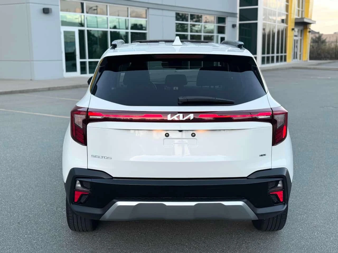 Kia Seltos EX | CARFAX | ����� �� ����������� | Mobile.bg � ����������� 4