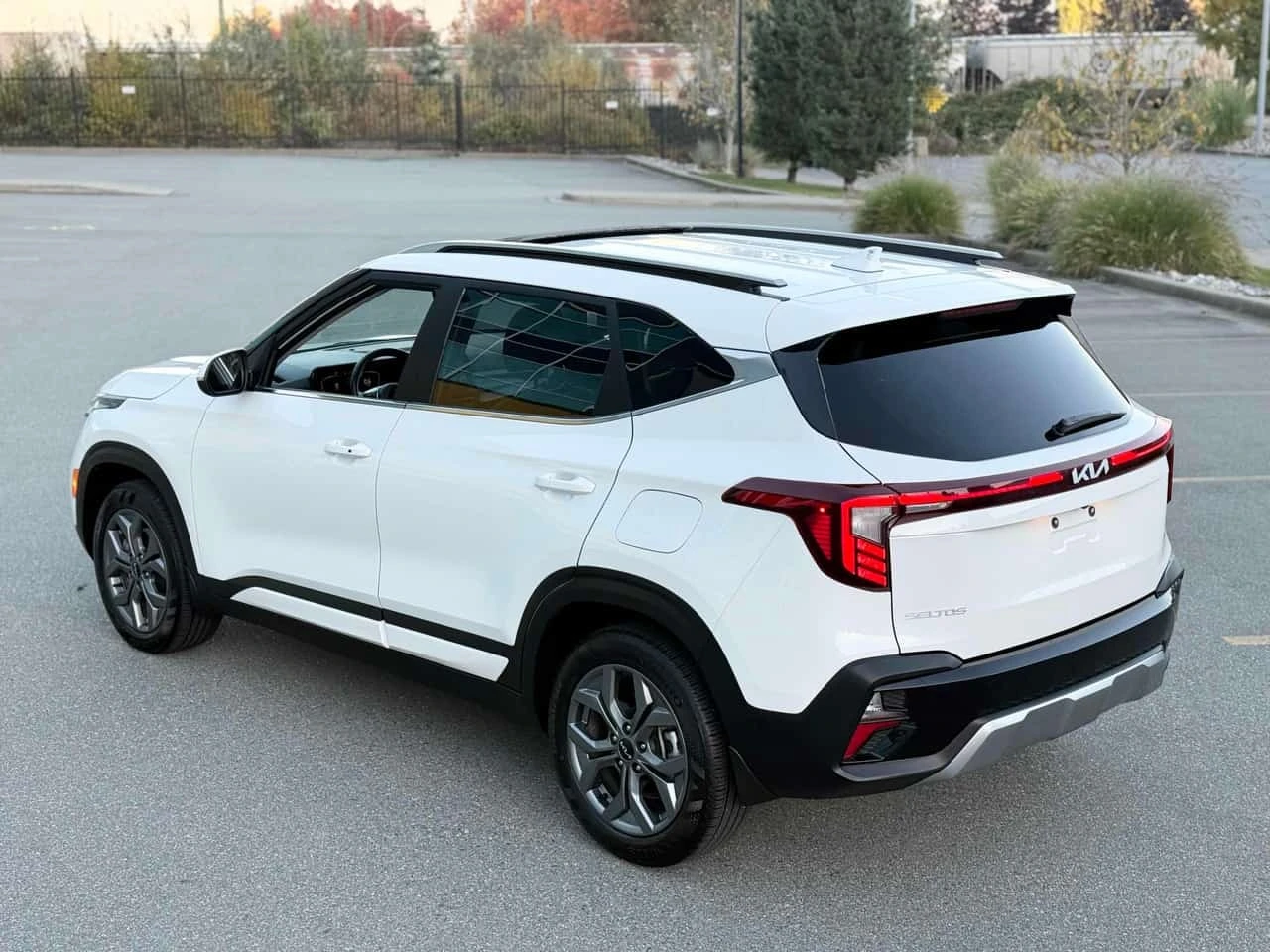 Kia Seltos EX | CARFAX | ����� �� ����������� | Mobile.bg � ����������� 17