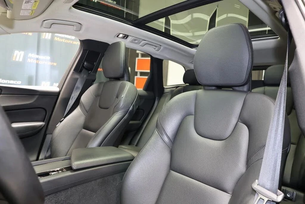 Volvo XC60, снимка 9 - Автомобили и джипове - 56736856