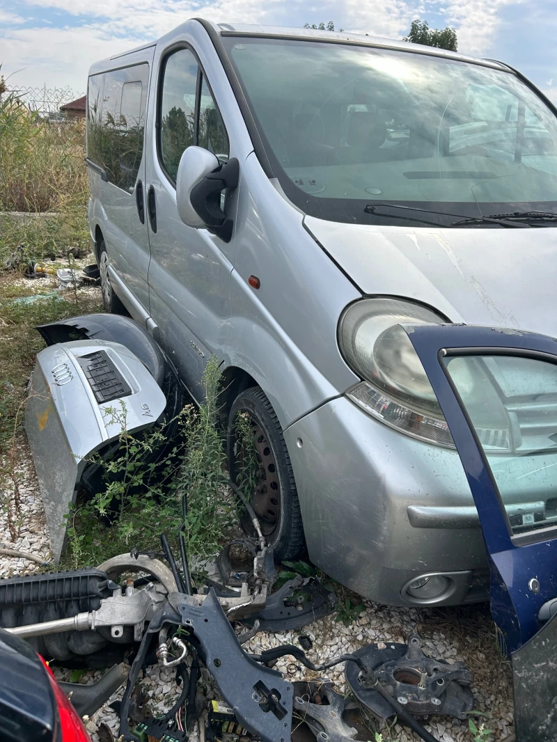 Renault Trafic 1.9 на части, снимка 2 - Бусове и автобуси - 47252550