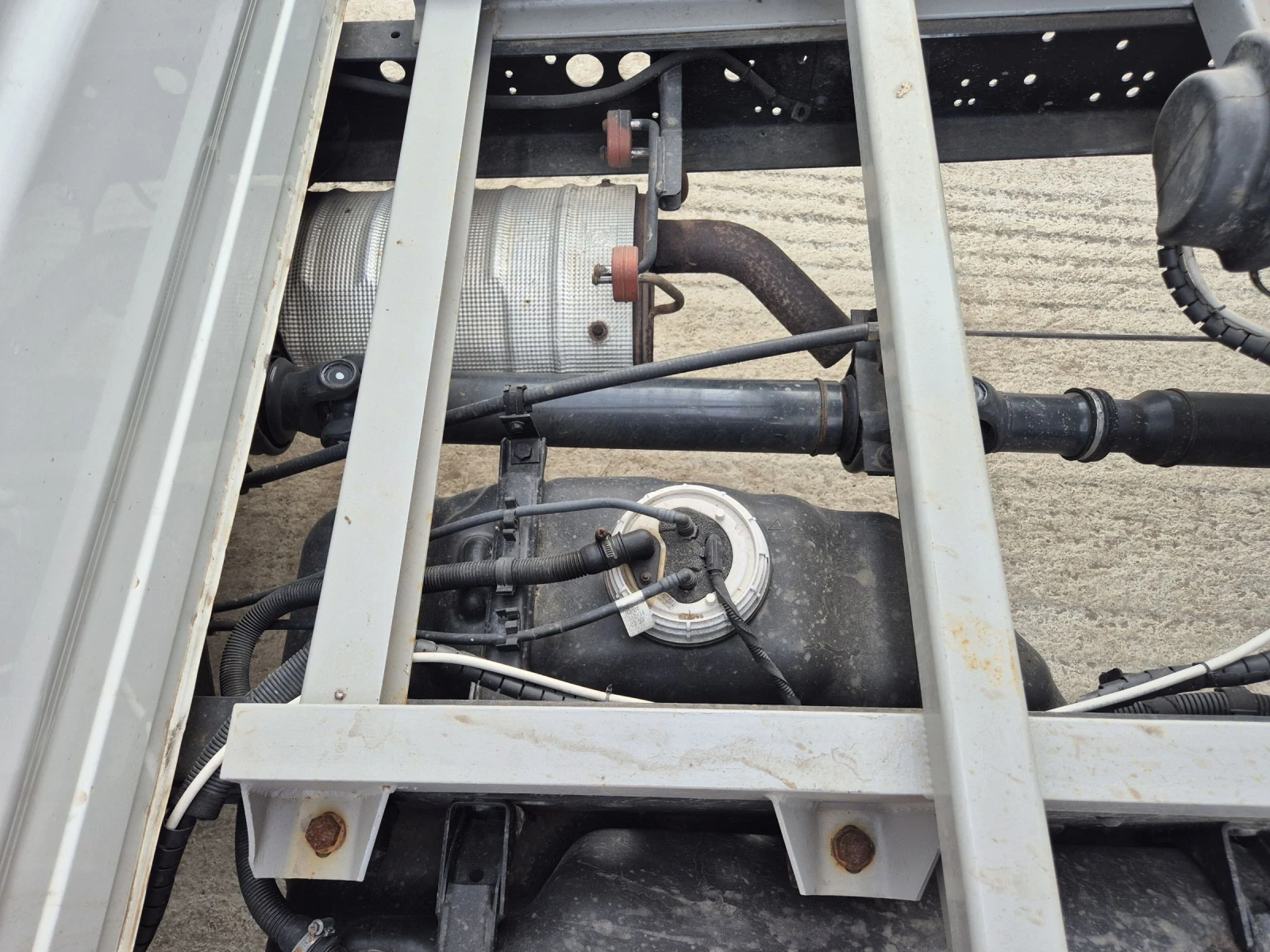 Iveco 35c15 Самосвал  - изображение 9