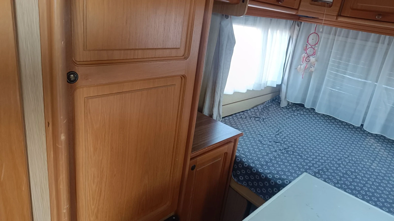 Каравана Chateau Cantara 500, снимка 6 - Каравани и кемпери - 55097817