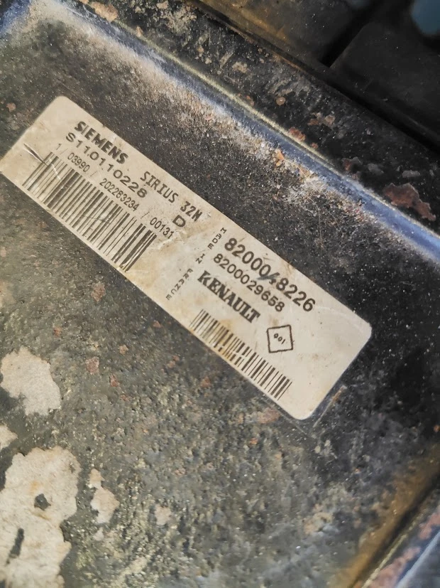 Ремонт заден мост Renault Scenic I (09.1999 - 07.2010) 2.0 16V Компютър 130  евро 0884333269