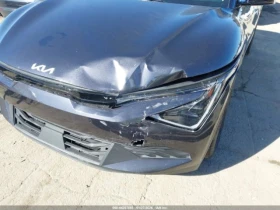 Kia EV6 * LIGHT* LONG RANGE* , снимка 6
