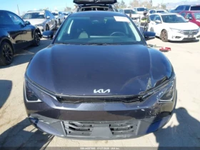 Kia EV6 * LIGHT* LONG RANGE* , снимка 9