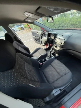 Hyundai I30 1.6 CRDI, снимка 15