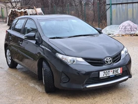 Toyota Auris 1.33i* 99к.с.* 6 скорости* Уникат* Като нова, снимка 3