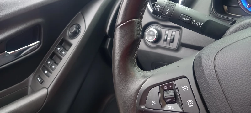 Chevrolet Trax FULL ИЗКЛЮЧИТЕЛЕН СЕРВИ КНИЖК УНИКТ ОБСЛУЖН ИТАЛИЯ, снимка 13 - Автомобили и джипове - 22214727