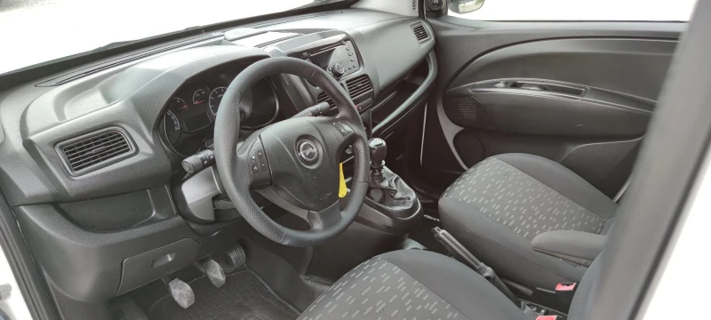 Opel Combo 1.6CDTI* 105к.с* , снимка 11 - Автомобили и джипове - 47466809