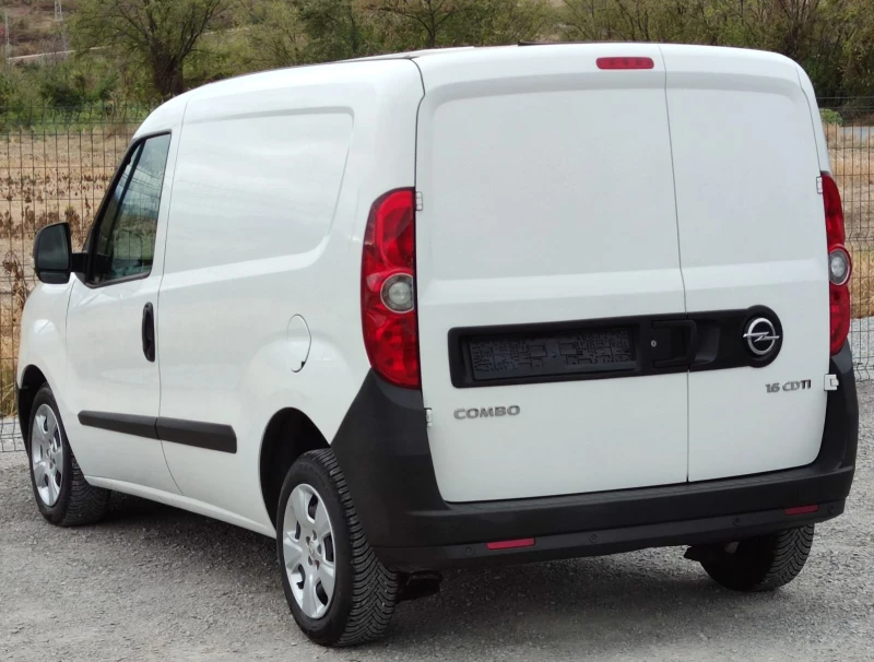 Opel Combo 1.6CDTI* 105к.с* , снимка 5 - Автомобили и джипове - 47466809