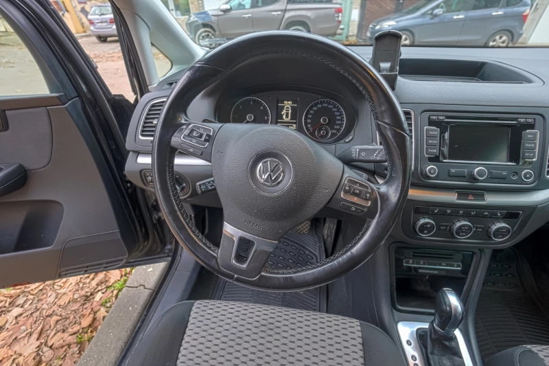 VW Sharan 2015, снимка 6 - Автомобили и джипове - 48226500