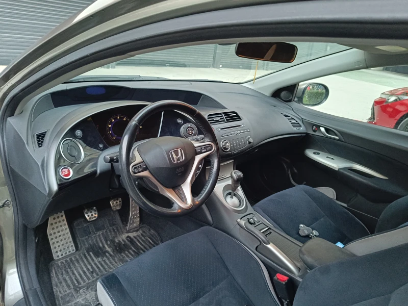 Honda Civic, снимка 6 - Автомобили и джипове - 52134934