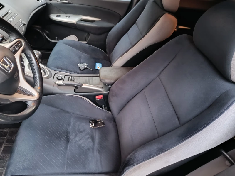 Honda Civic, снимка 7 - Автомобили и джипове - 52134934