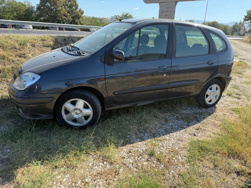 Renault Megane, снимка 6 - Автомобили и джипове - 52416512