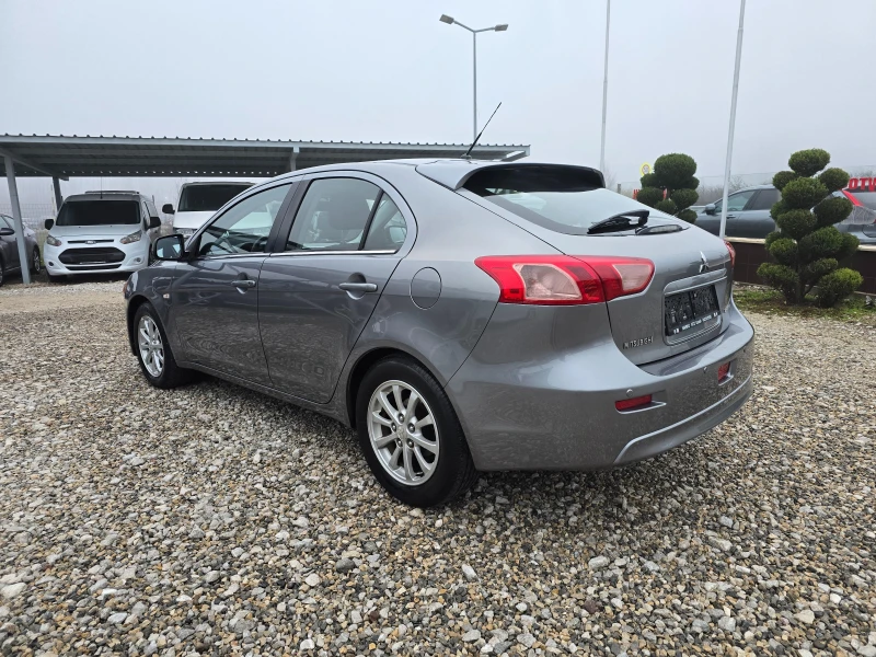 Mitsubishi Lancer 1.6 БЕНЗИН РЕАЛНИ КИЛОМЕТРИ, снимка 3 - Автомобили и джипове - 52679797