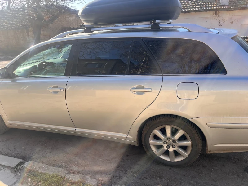 Toyota Avensis, снимка 2 - Автомобили и джипове - 52799762