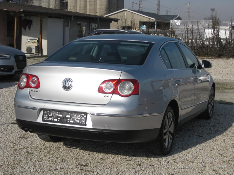 VW Passat 1.9 TDI, снимка 5 - Автомобили и джипове - 53145481