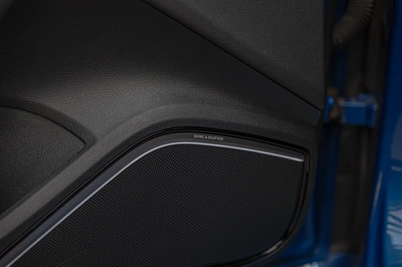 Audi Rs3 2.5TFSI/SportBack/Bang&Olufsen/Камера/Подгрев, снимка 15 - Автомобили и джипове - 53166992