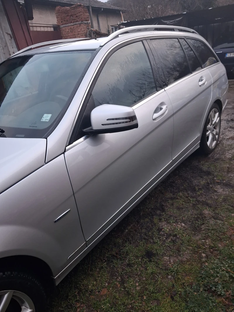 Mercedes-Benz C 250 Bluefigence CGI, снимка 4 - Автомобили и джипове - 53342198