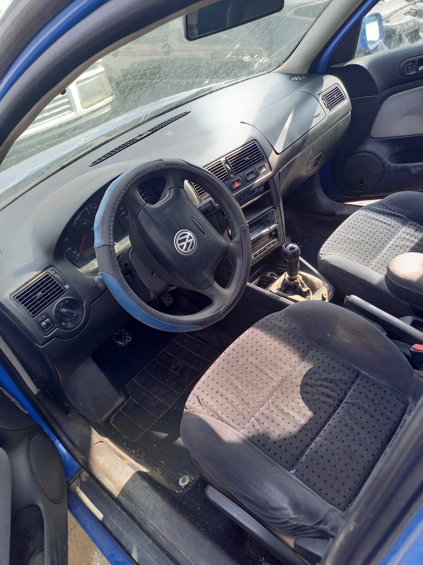 VW Golf 1.6-SR - изображение 2