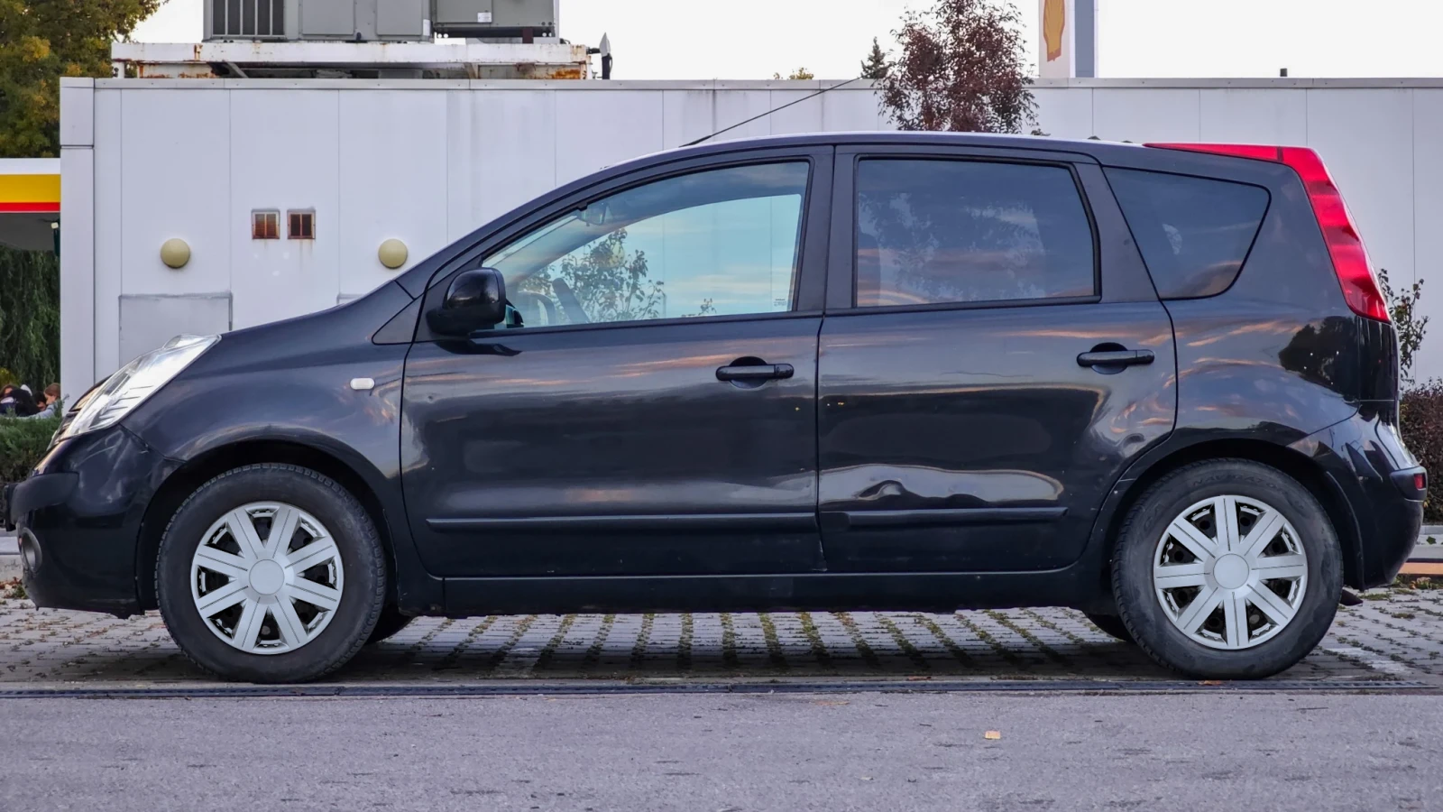 Nissan Note 1.6 Aut Gas Keyless - изображение 2