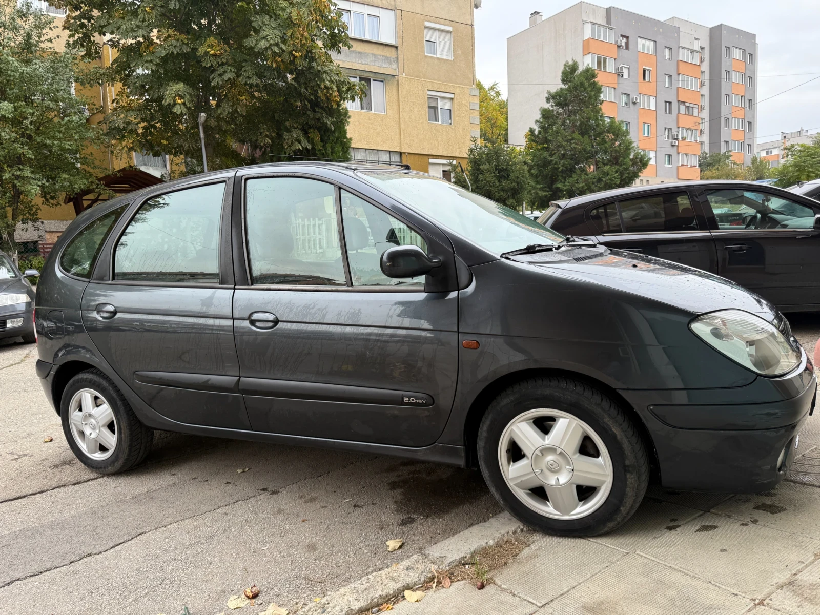 Renault Megane  - изображение 8