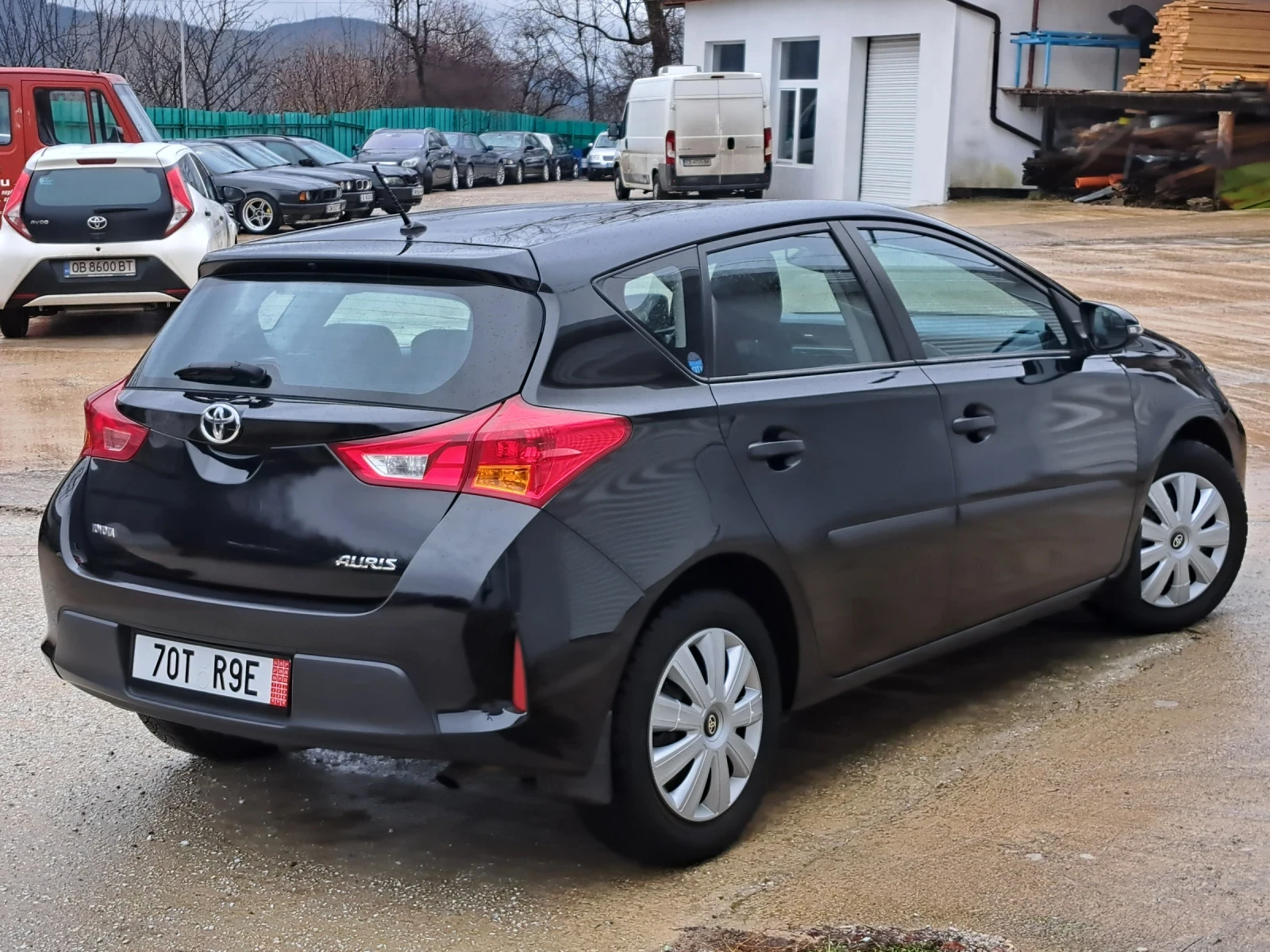 Toyota Auris 1.33i* 99к.с.* 6 скорости* Уникат* Като нова - изображение 4