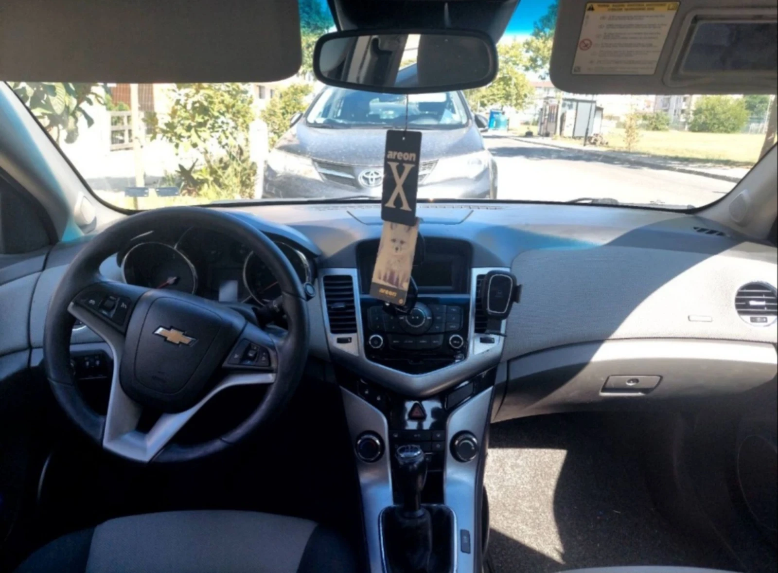 Chevrolet Cruze 2.0 - изображение 3