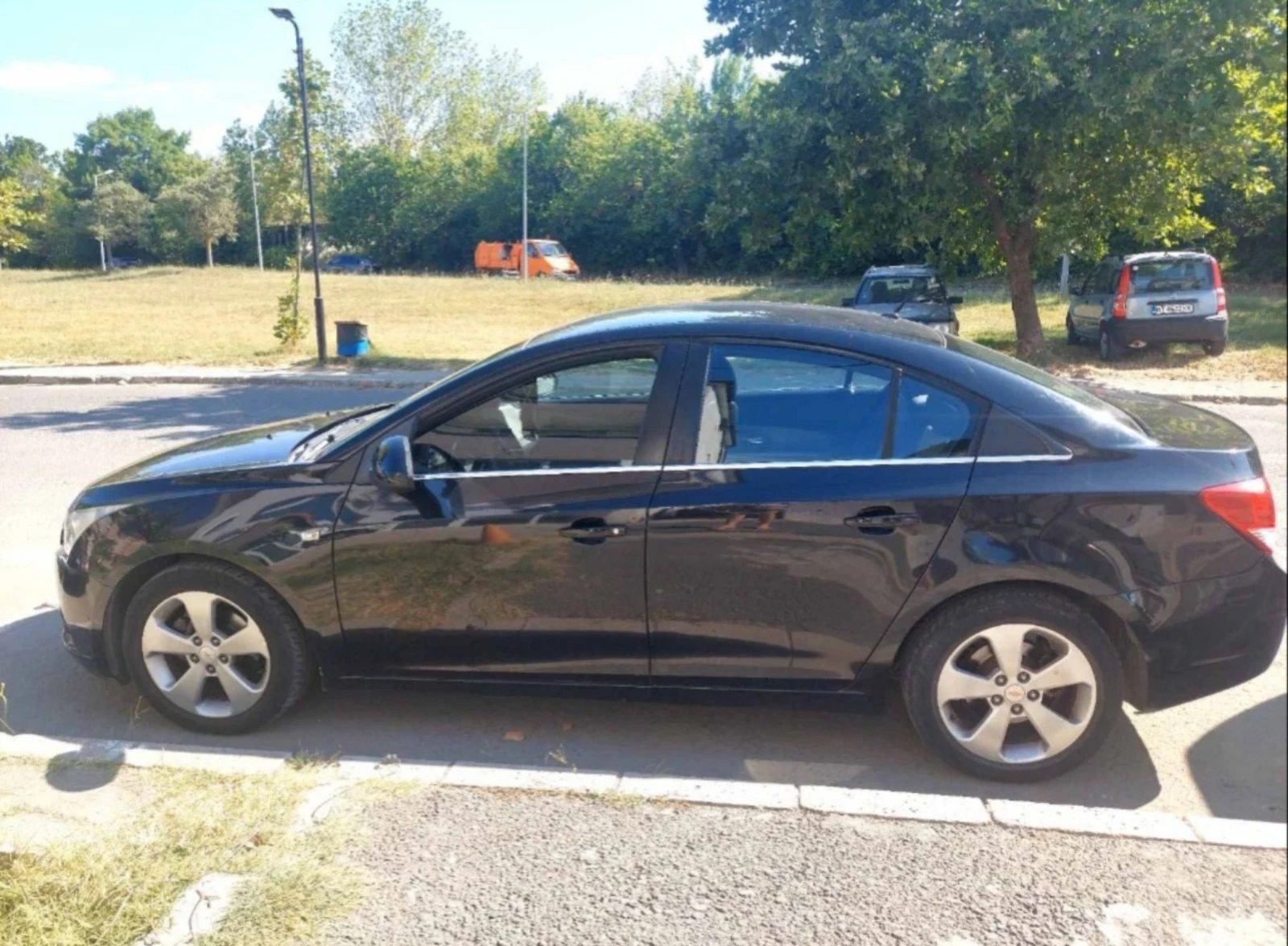 Chevrolet Cruze 2.0 - изображение 4