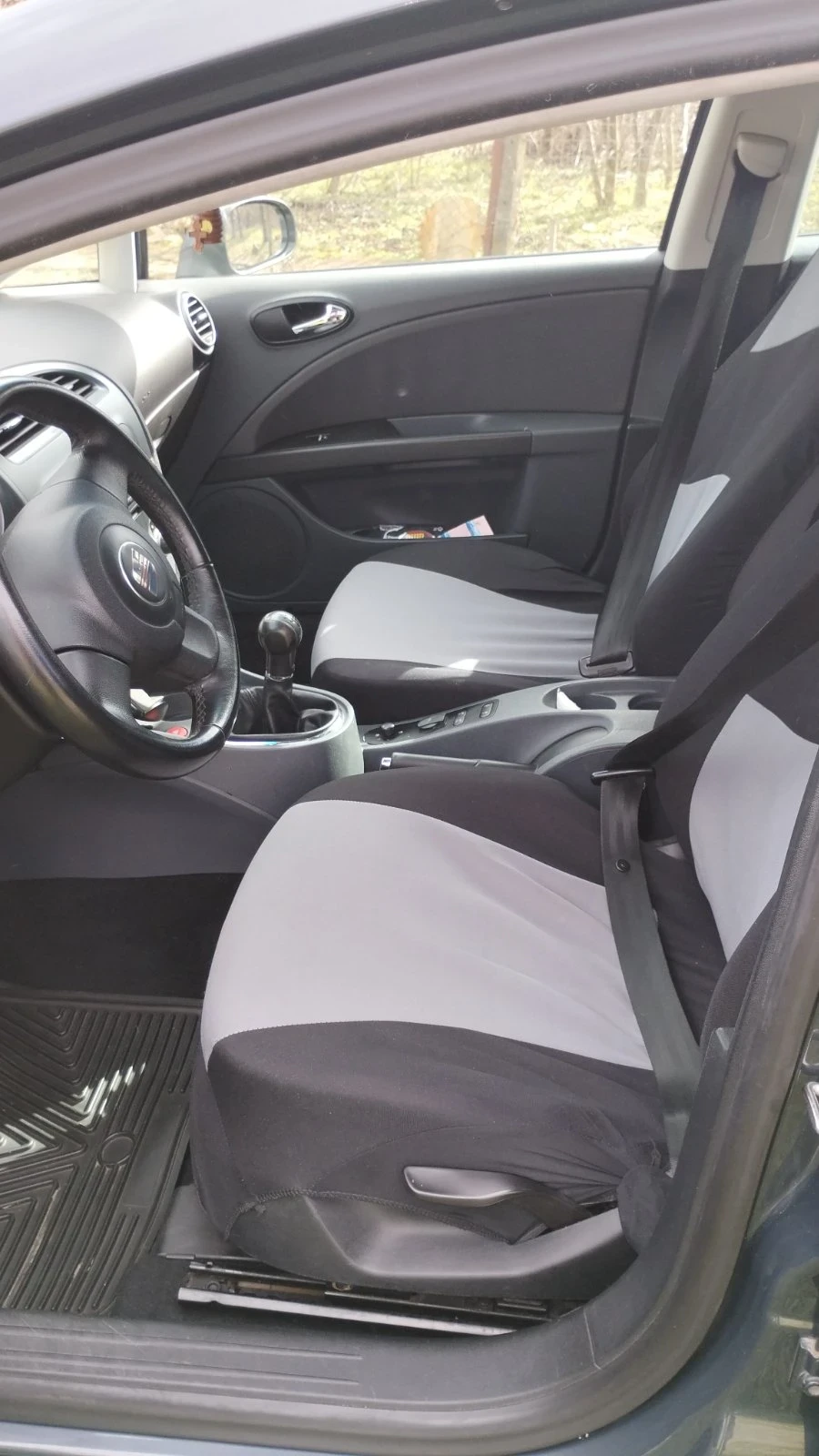 Seat Leon 1.6 - изображение 8