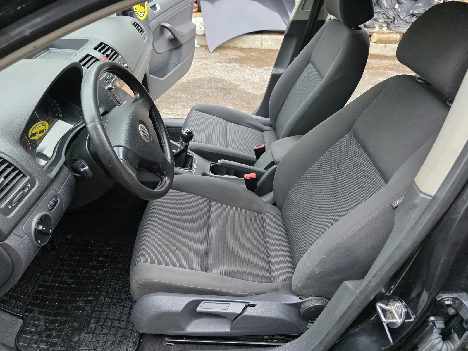 VW Golf 1.4 Бензин Климатик - изображение 10