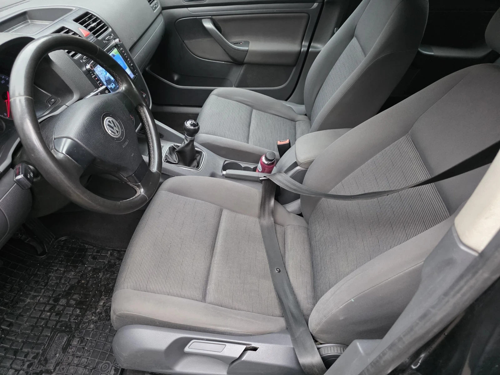 VW Golf 1.4 Бензин Климатик - изображение 6