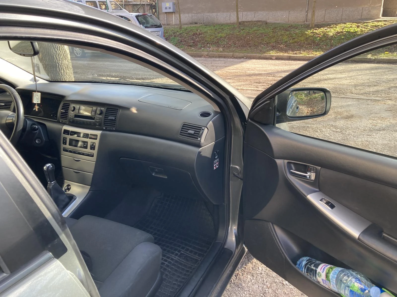 Toyota Corolla, снимка 9 - Автомобили и джипове - 53752524