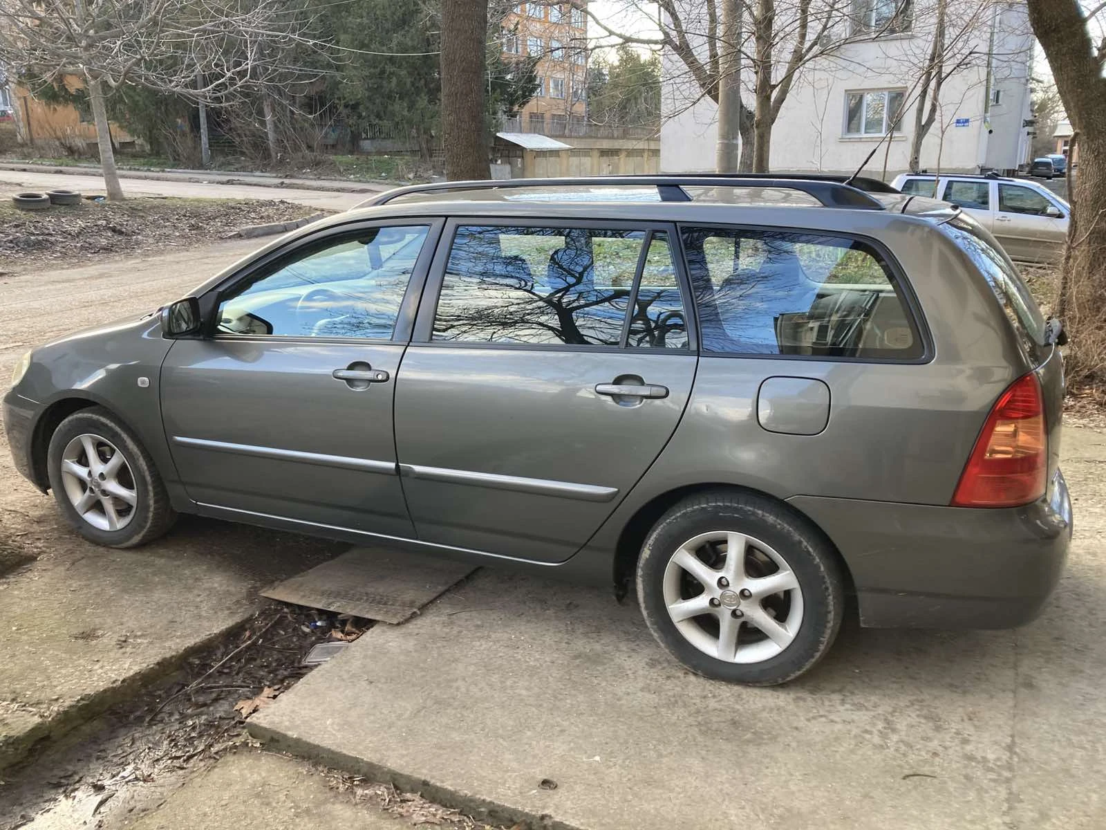 Toyota Corolla, снимка 3 - Автомобили и джипове - 53752524