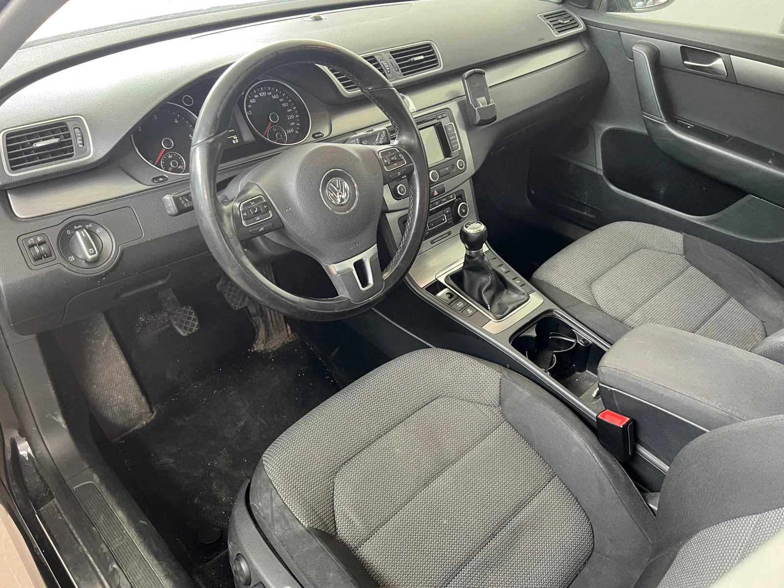 VW Passat B7 1.6TDi CAY  | Mobile.bg � ����������� 5