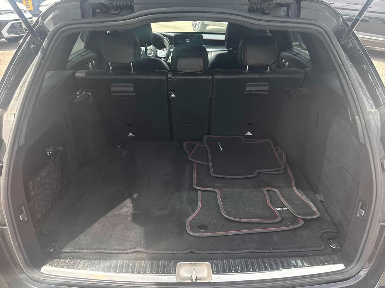 Mercedes-Benz C 43 AMG | DISTRONIC | 360 | BURMESTER | CARFAX | ПАНОРАМА , снимка 11 - Автомобили и джипове - 54783200