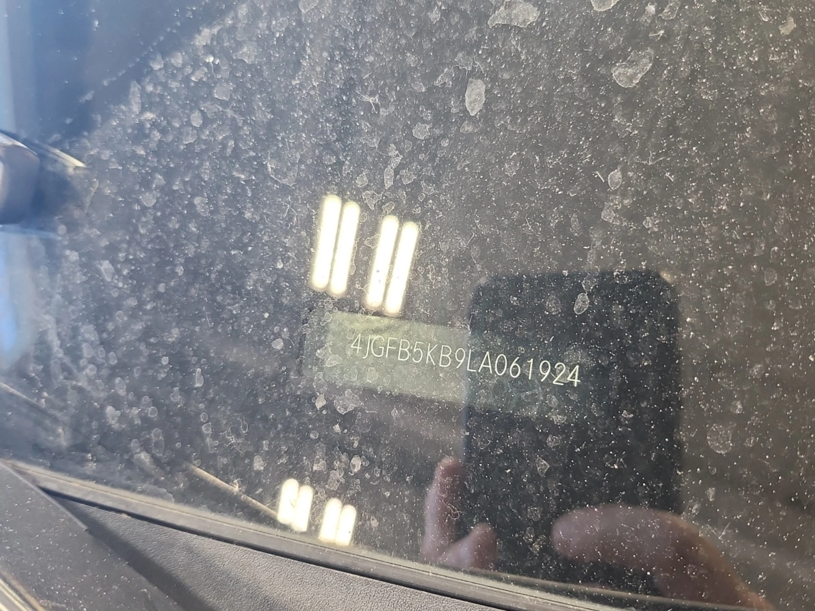 Mercedes-Benz GLE 450 Blind Spot * ПОДГРЕВИ * CARFAX * АВТО КРЕДИТ * , снимка 16 - Автомобили и джипове - 54860236