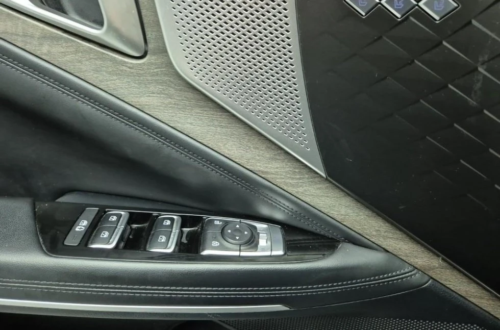Kia K8 3.5 Prestige Фабрична Газ, снимка 12 - Автомобили и джипове - 55185640