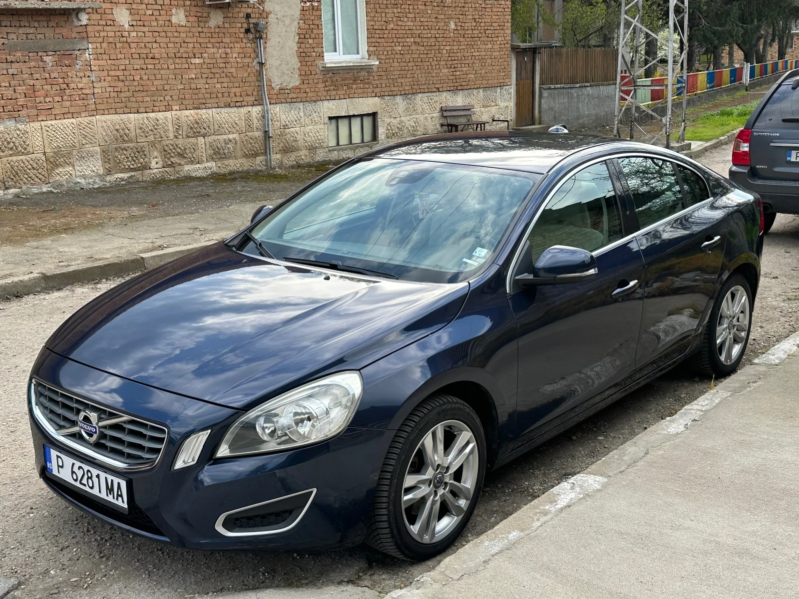 Volvo S60 S60 D3, снимка 2 - Автомобили и джипове - 55248568