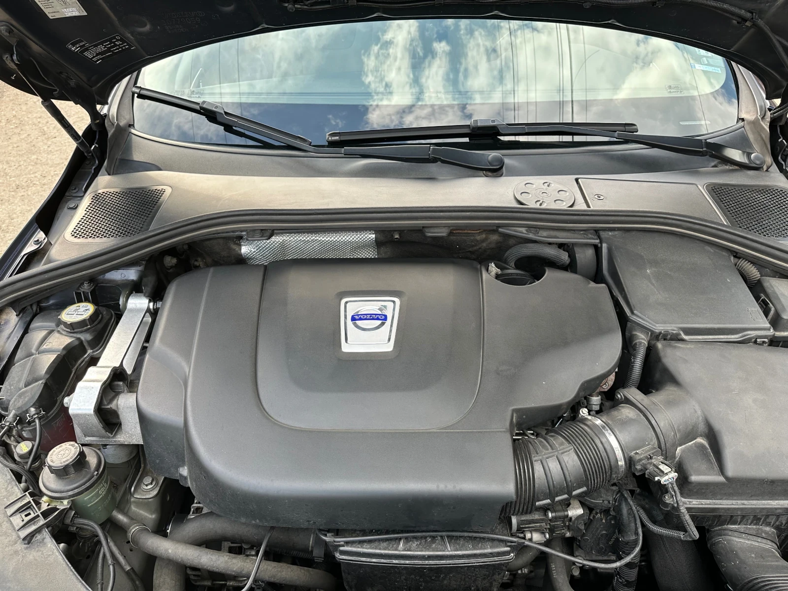 Volvo S60 S60 D3, снимка 5 - Автомобили и джипове - 55248568