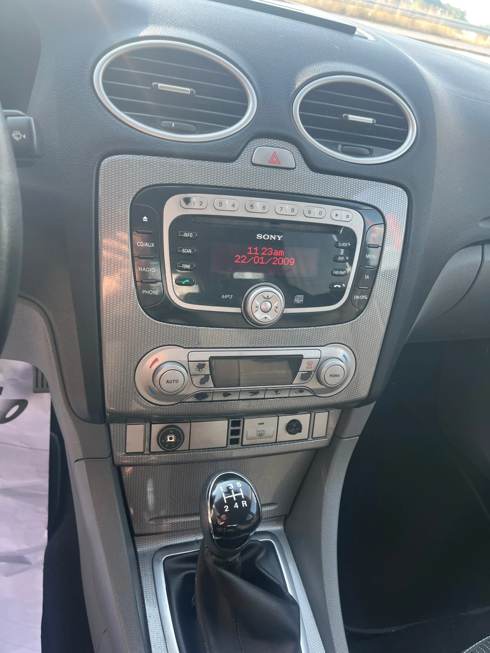Ford Focus 2.0i-GAS-FEIS-ITALIA, снимка 15 - Автомобили и джипове - 55580886