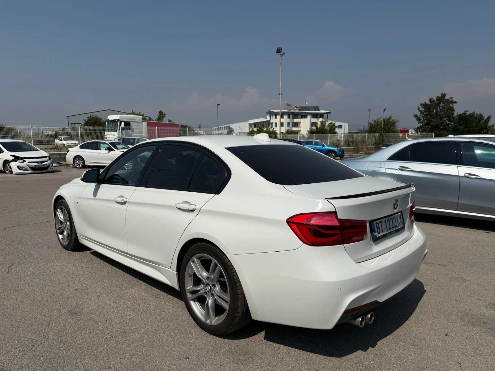 BMW 320, снимка 4 - Автомобили и джипове - 55712528