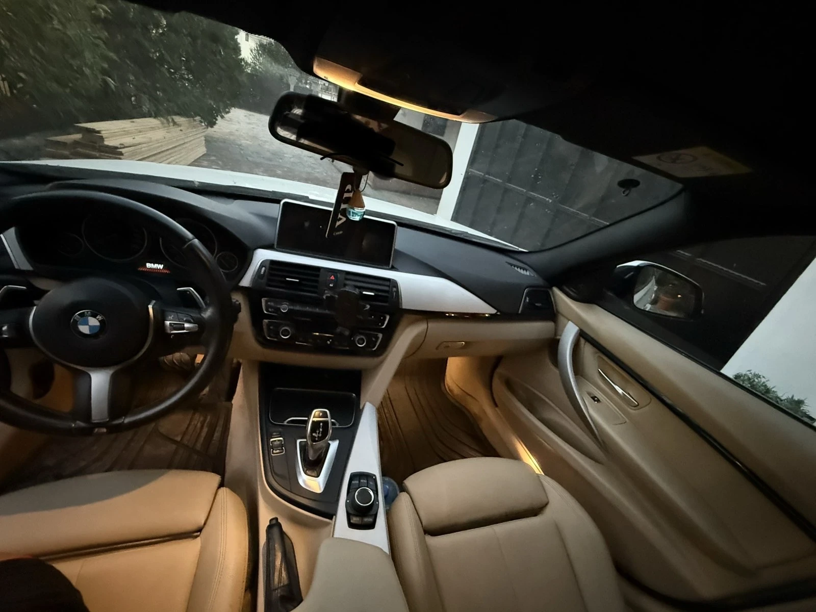 BMW 320, снимка 16 - Автомобили и джипове - 55590545