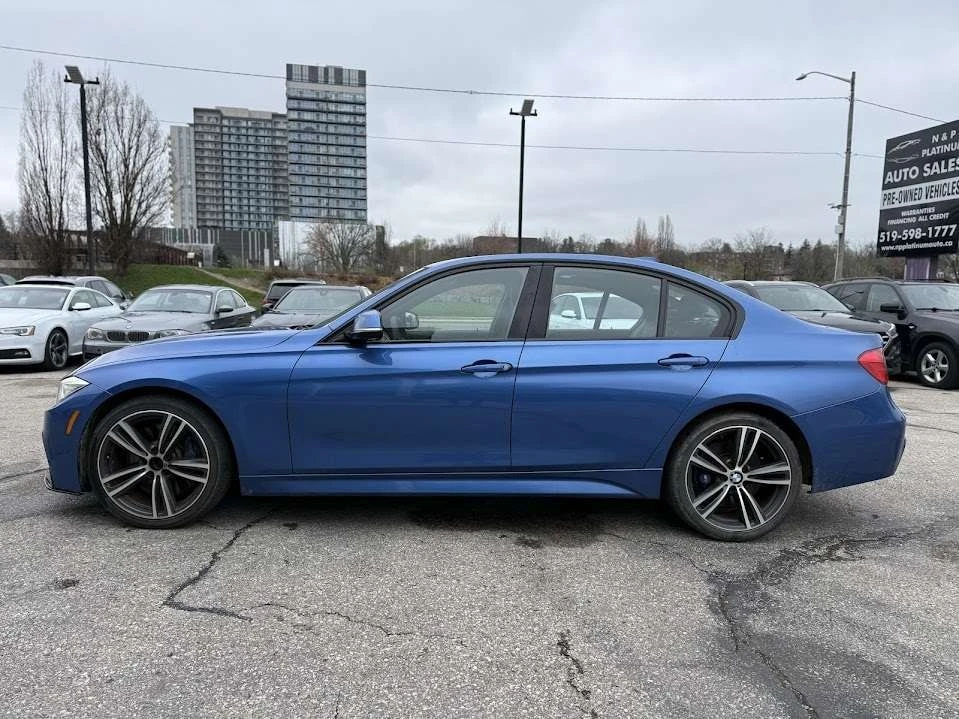 BMW 335 335i xDrive Estoril Blue / Harman Kardon / , снимка 4 - Автомобили и джипове - 55838320
